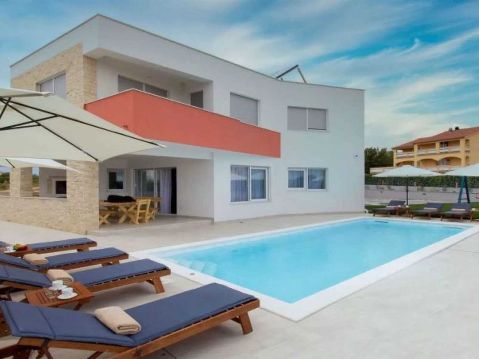 Villa Amfora with heated pool, wellness and tennis