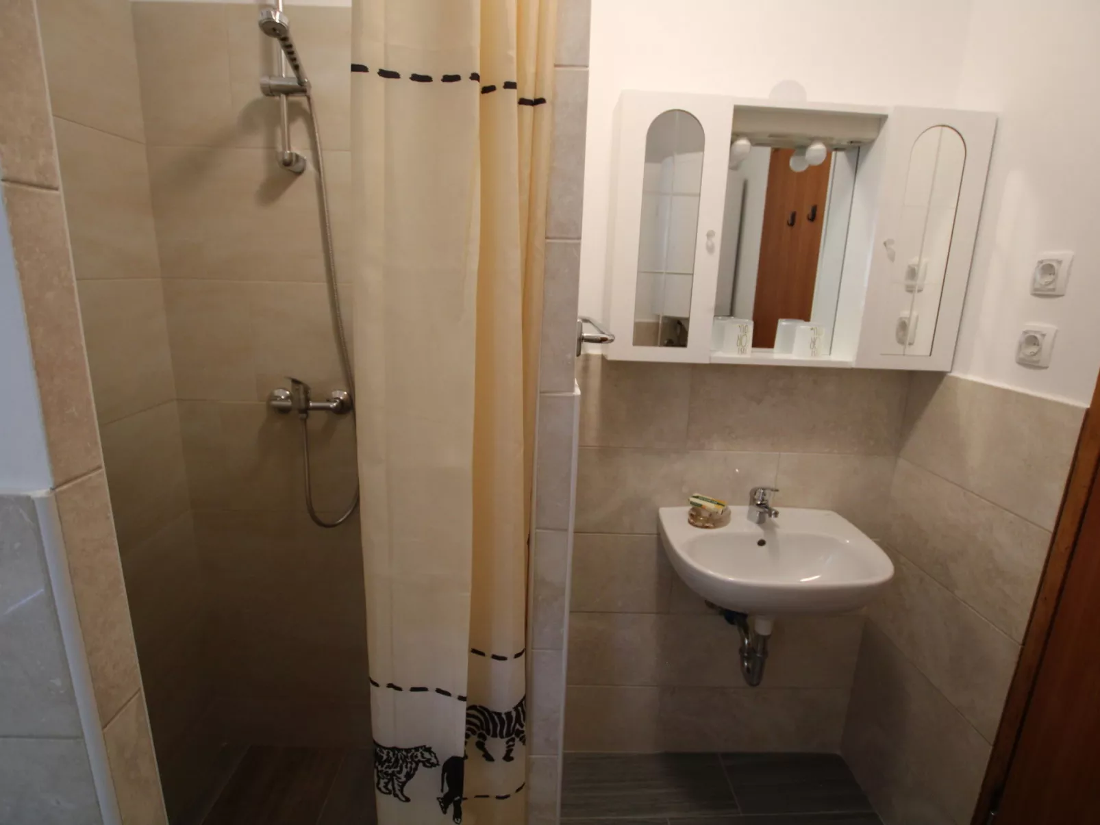 Studio Green Garden / HR-11058-02