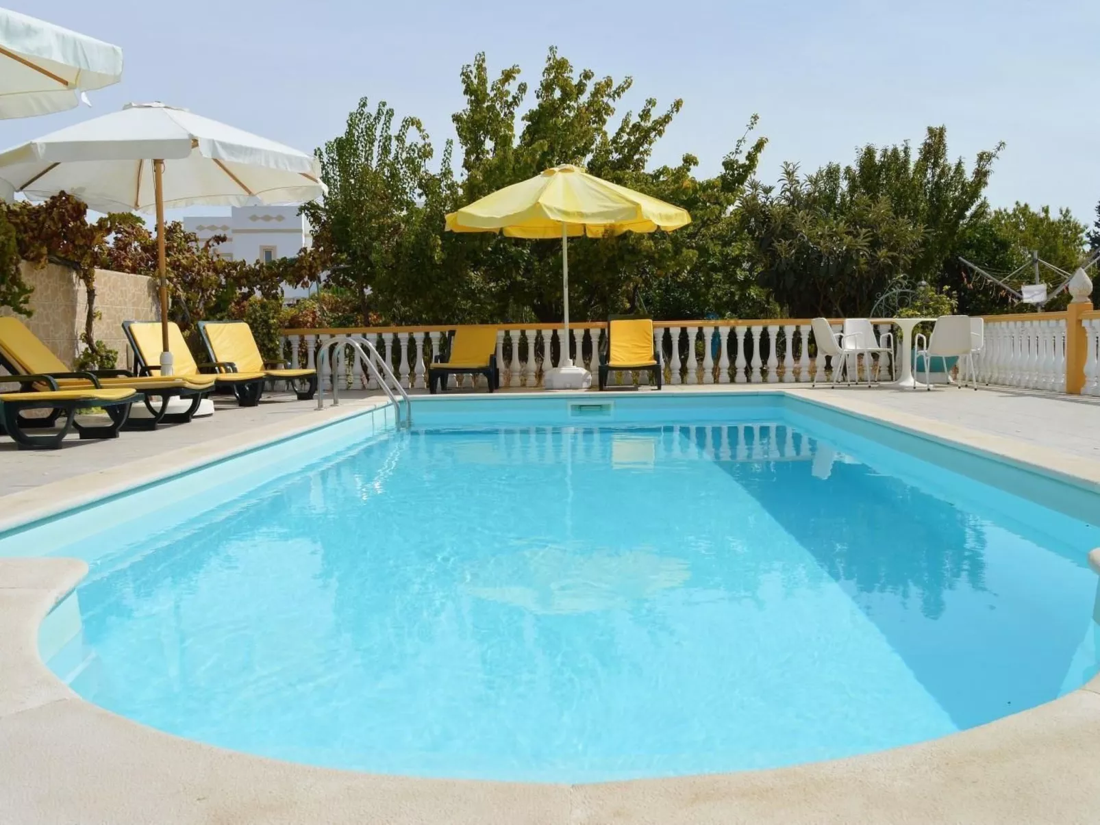 Große Wohnung in Carvoeiro mit Möblierter Terrasse