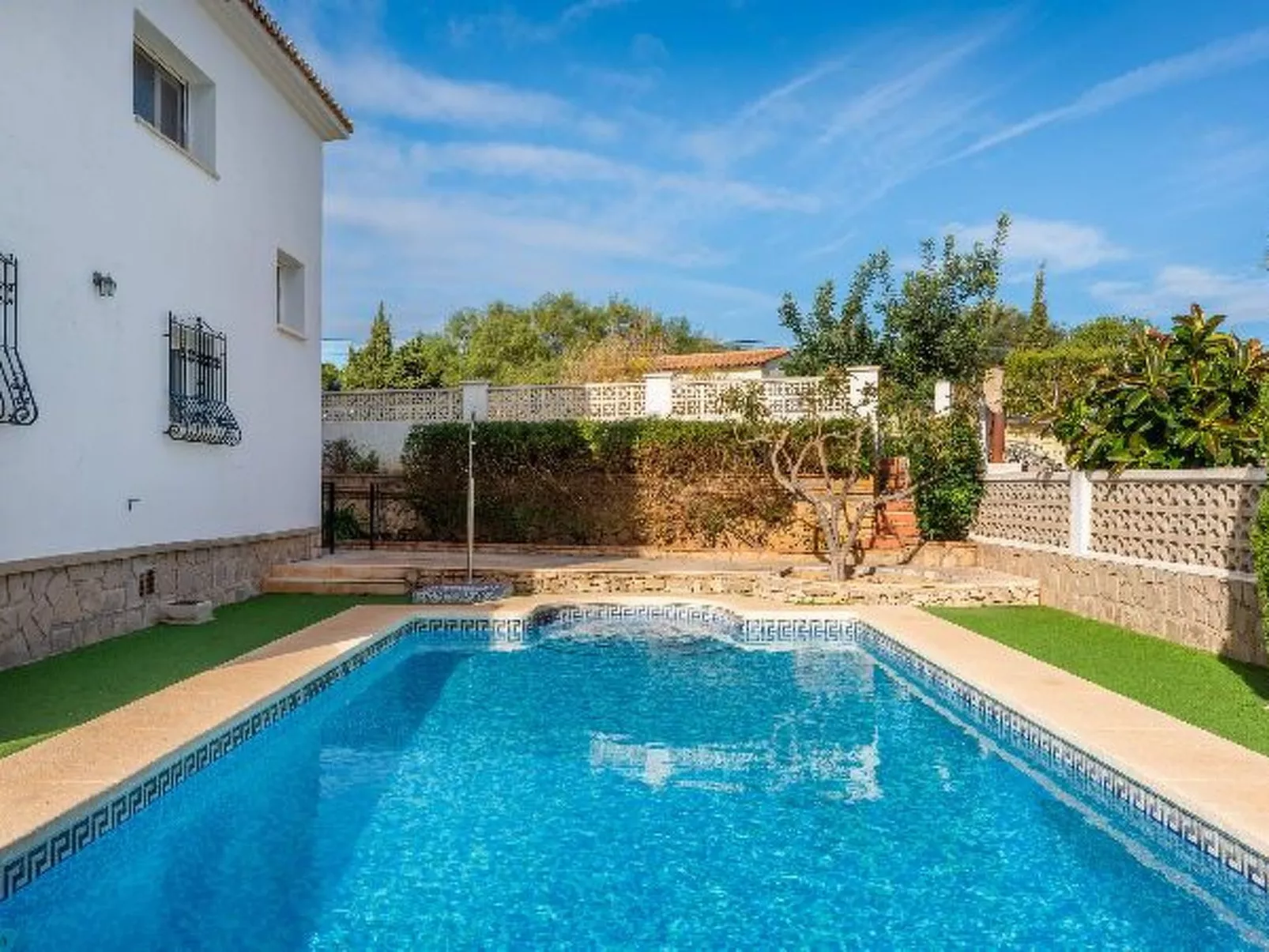 Villa Caleta - PlusHolidays