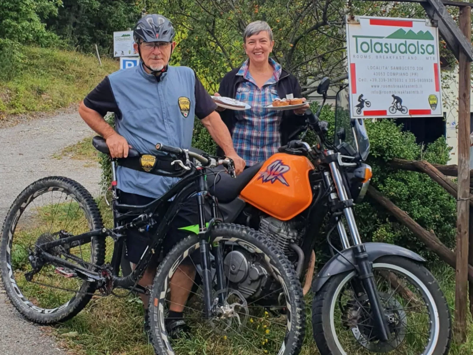 Ferienzimmer in Tolasudolsa Zimmer Frühstück