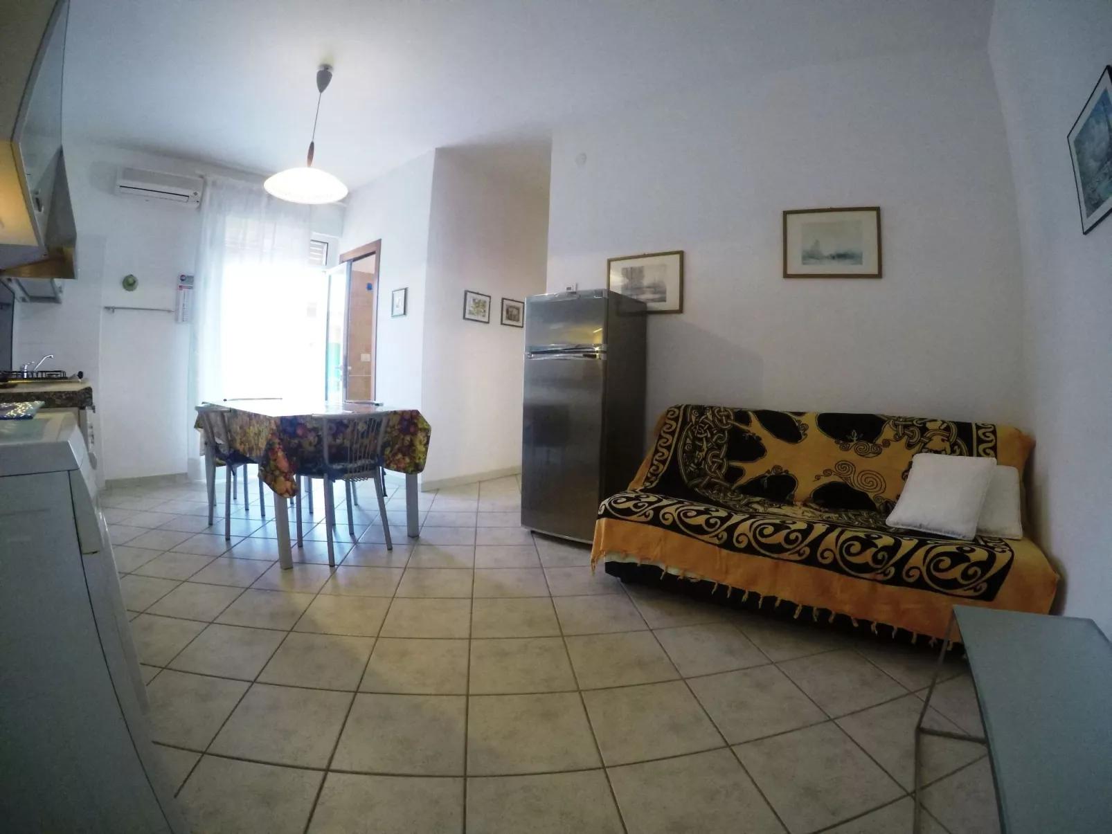 Komfortable Wohnung in Rosolina Mare mit Garten