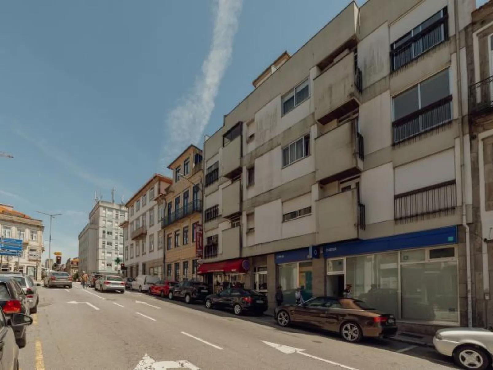 DOWNTOWN CLASSIC WITH TERRACE by VACATIONY