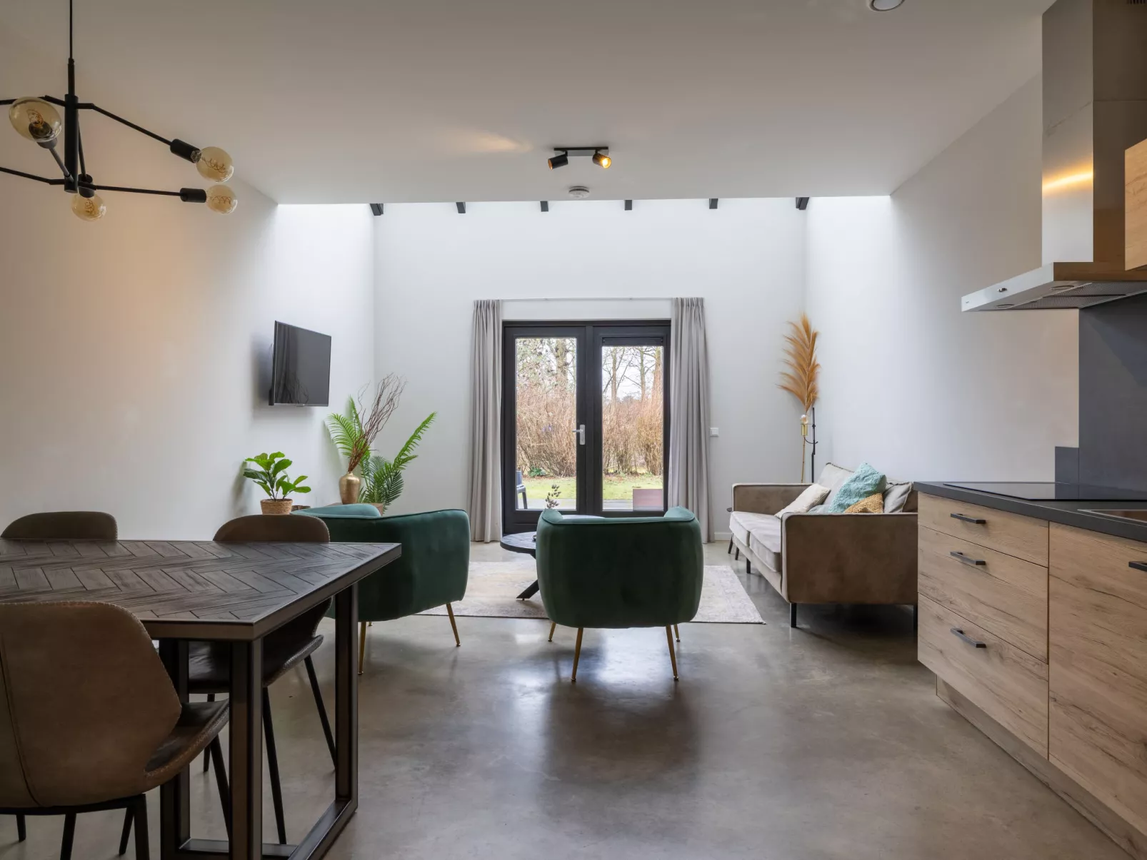 Mini Camping Oranjezon - Binnen