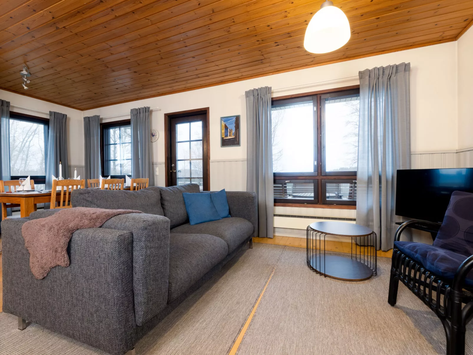 Pikku-puntila - Binnen