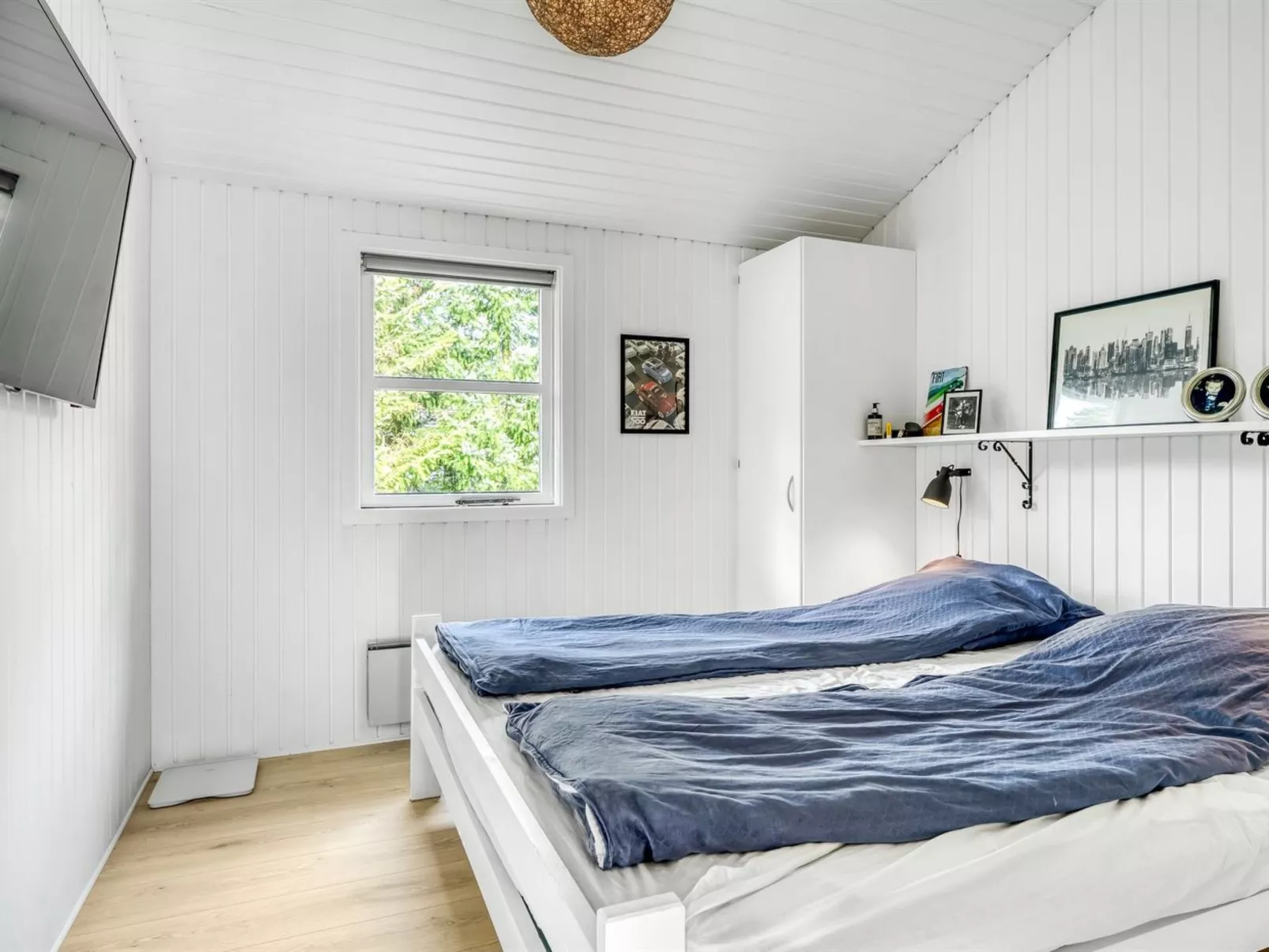 "Annamie" - 1.8km from the sea