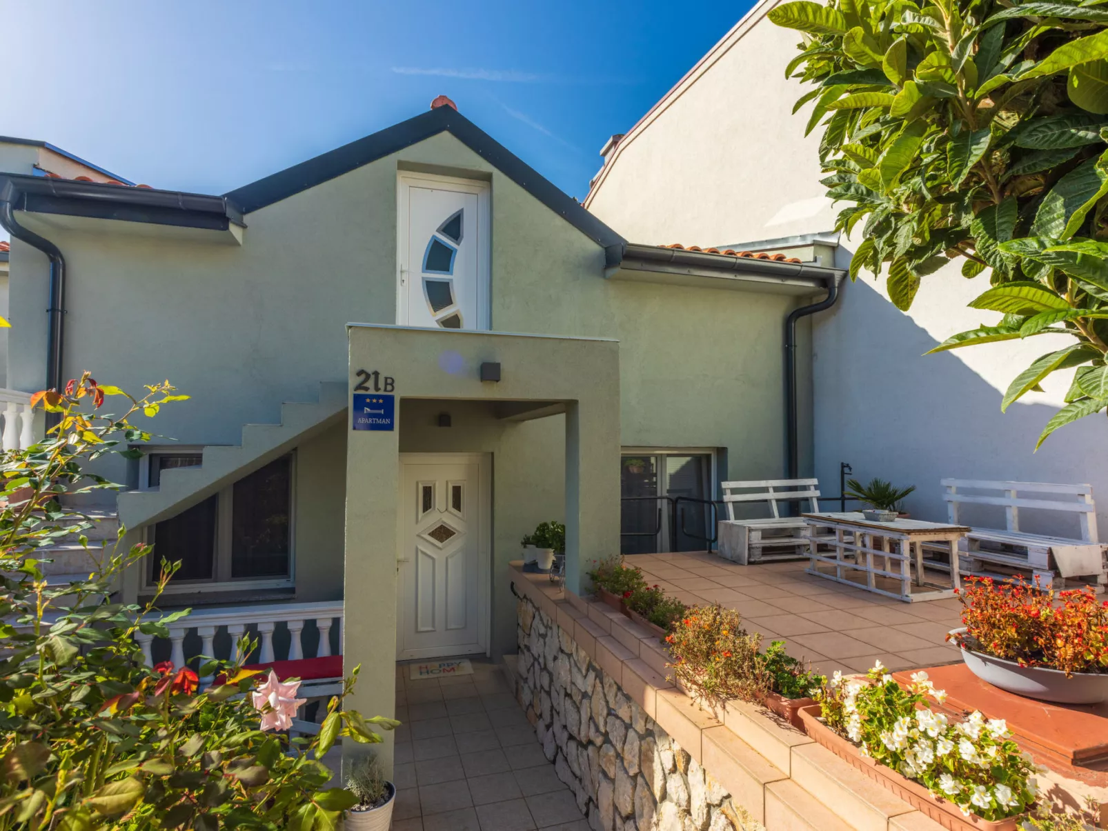 PCELICA MAJA / HR-09980-01