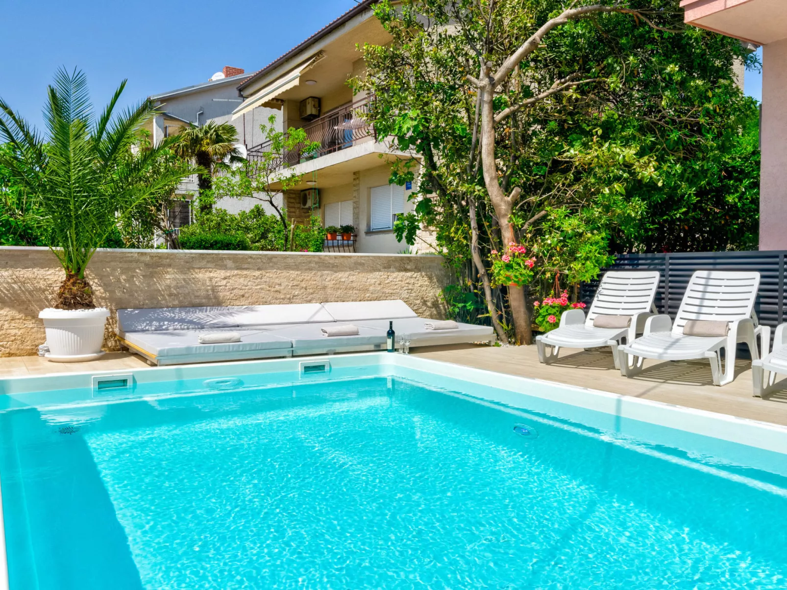 ABROS 1.kat / HR-05561-03