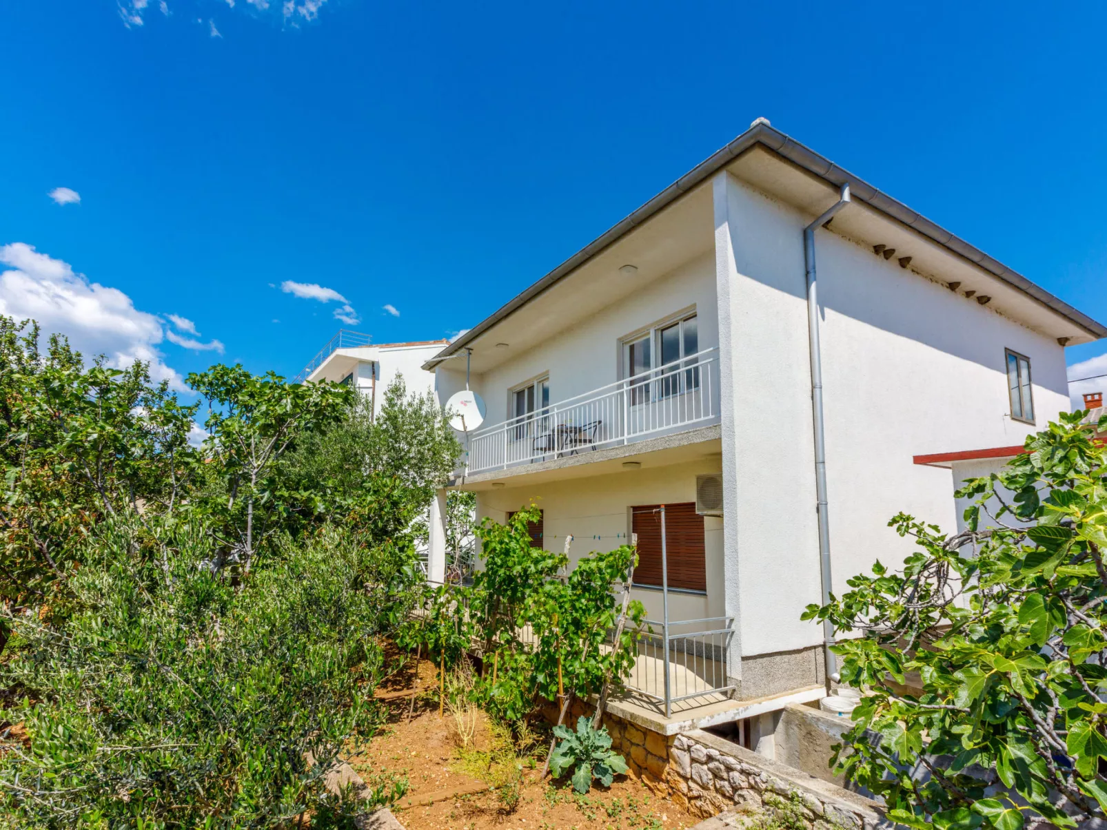 AZUR NOVI VINODOLSKI / HR-08644-01