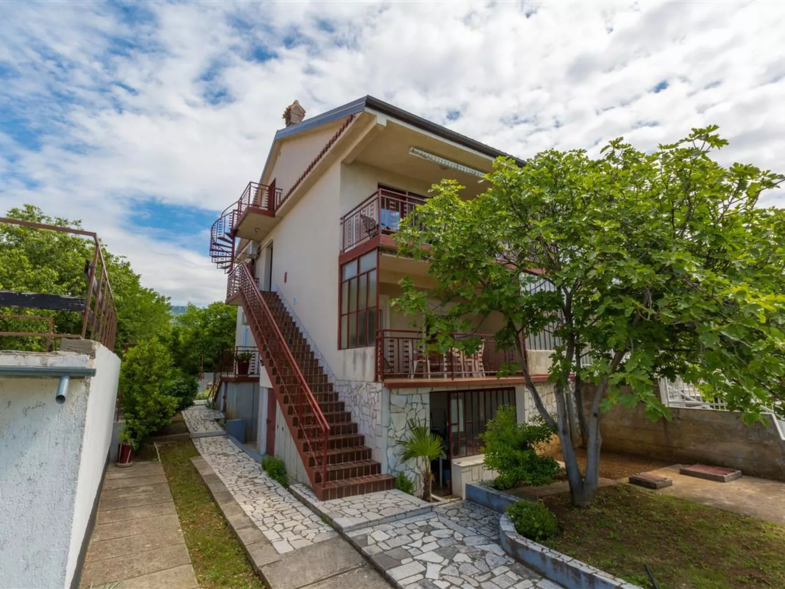 Tereza / HR-09066-01