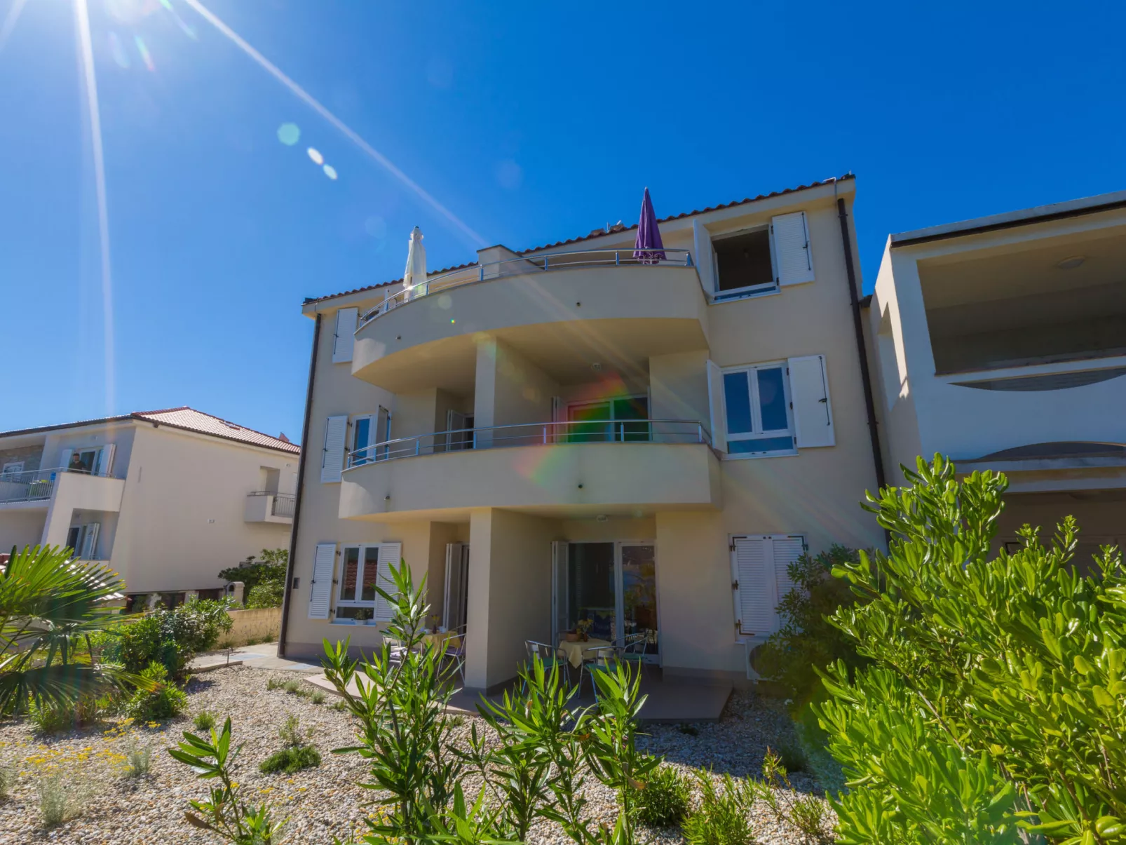 DAKOVIC DENI 2 / HR-07023-02