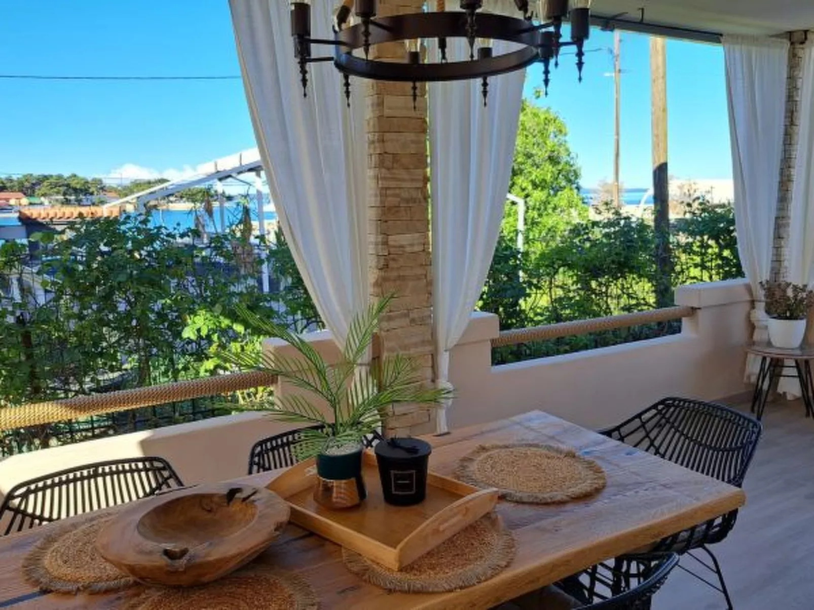 Modern Holiday house Gatsby only 40m from the sea