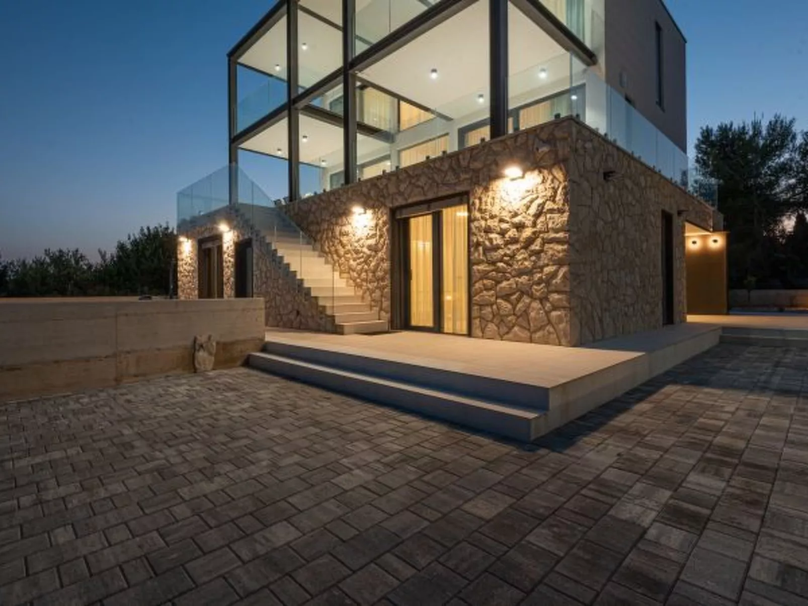 Seafront Villa Aurea with pool and seaview