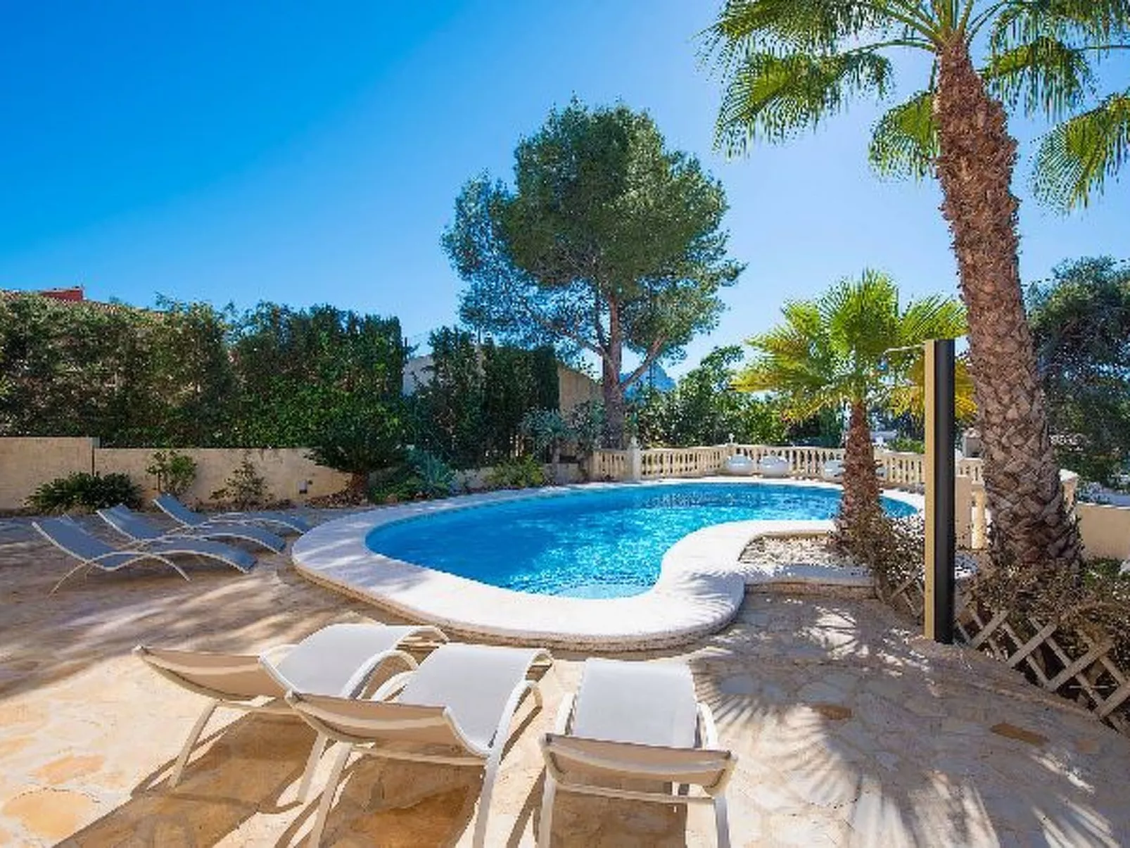 Villa Devis - PlusHolidays