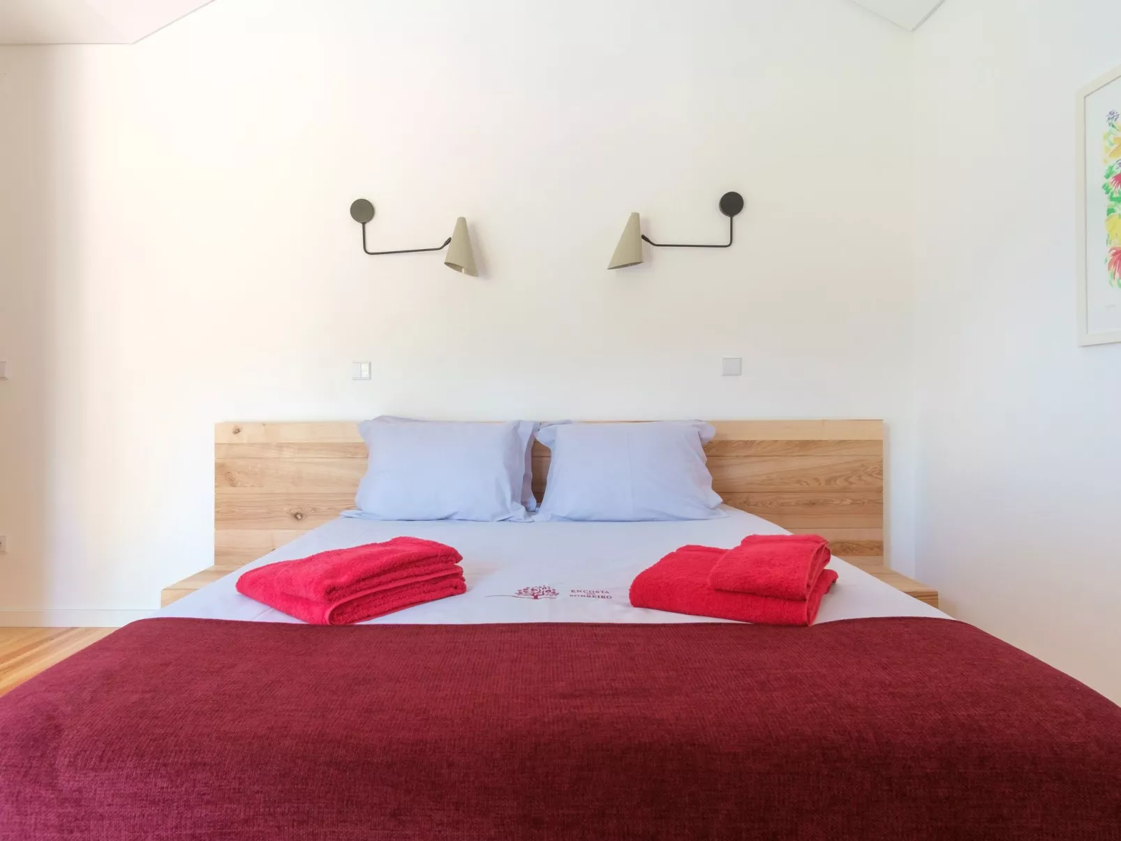 Ganzes Haus in Vila Soeiro Do Chão mit privatem Pool und Blick ins Grüne