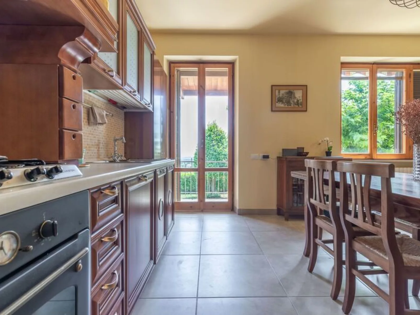 Sunrise Hill Holiday Home