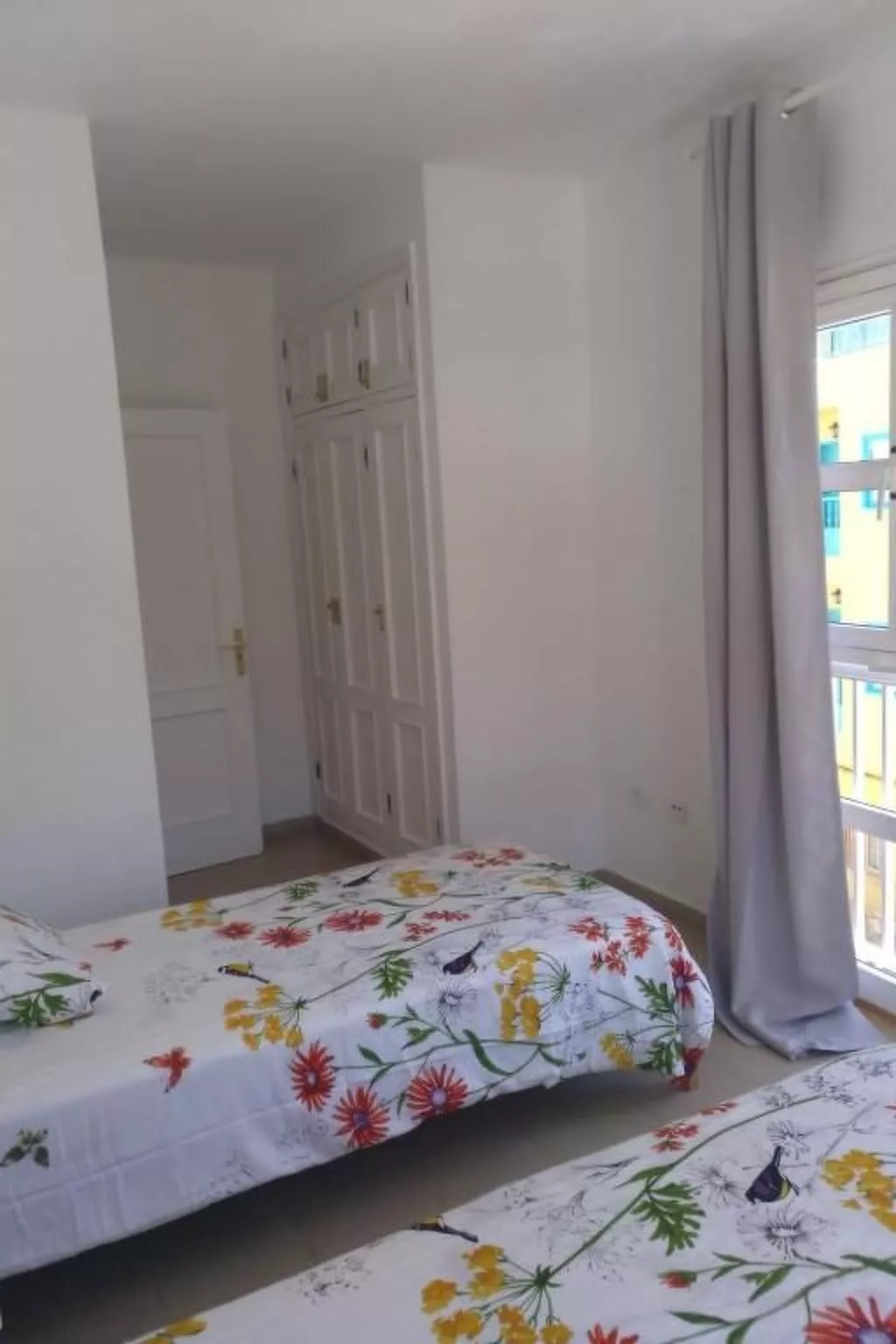 Große Wohnung in Playa De La Calera mit Schönem Balkon