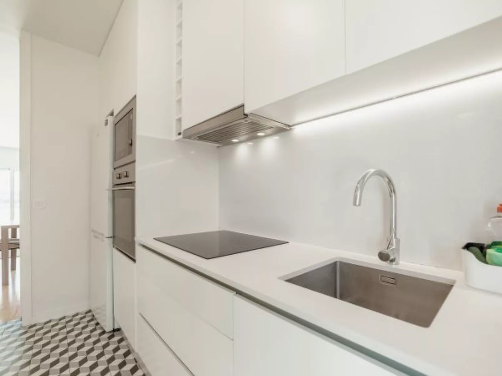 PORTO PANORAMIC VIEWS WITH TERRACE by VACATIONY