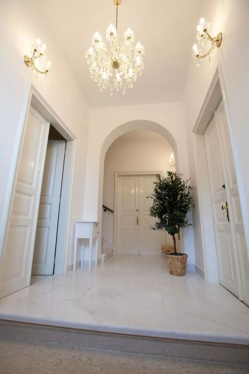 ACASTELLO 3 / HR-04333-03