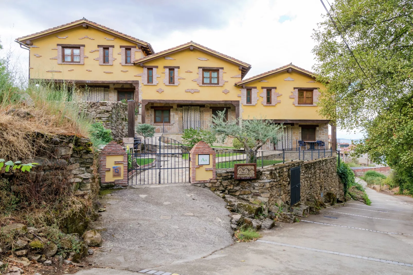 Casas Rurales Acebuche Casereña