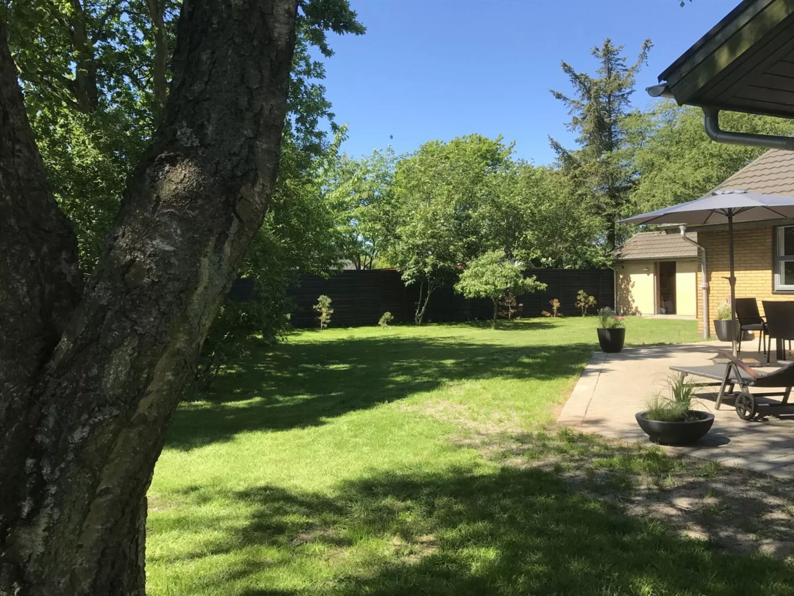 "Sana" - 2.5km from the sea