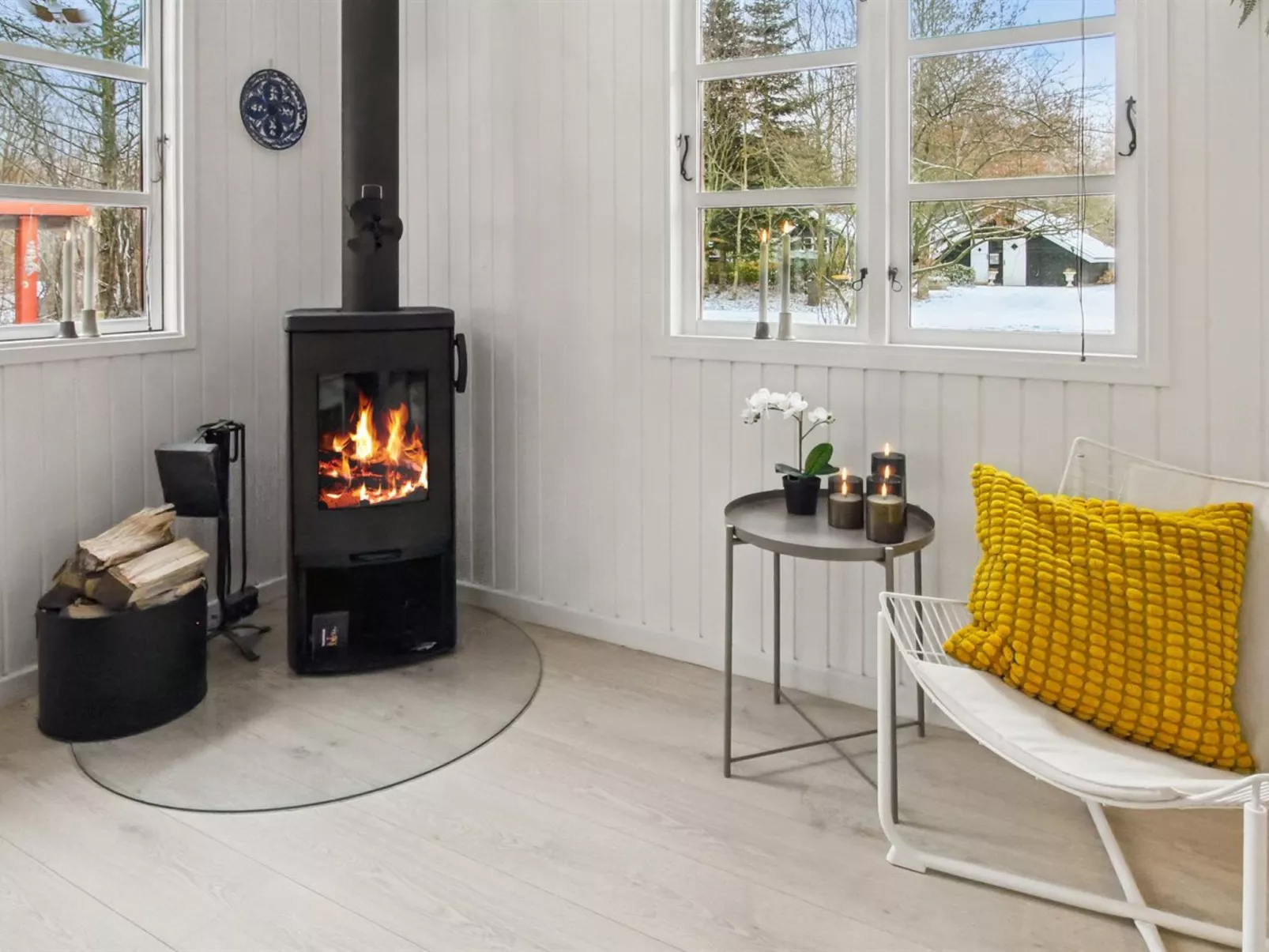 "Hubertina" - 30km from the sea - Binnen