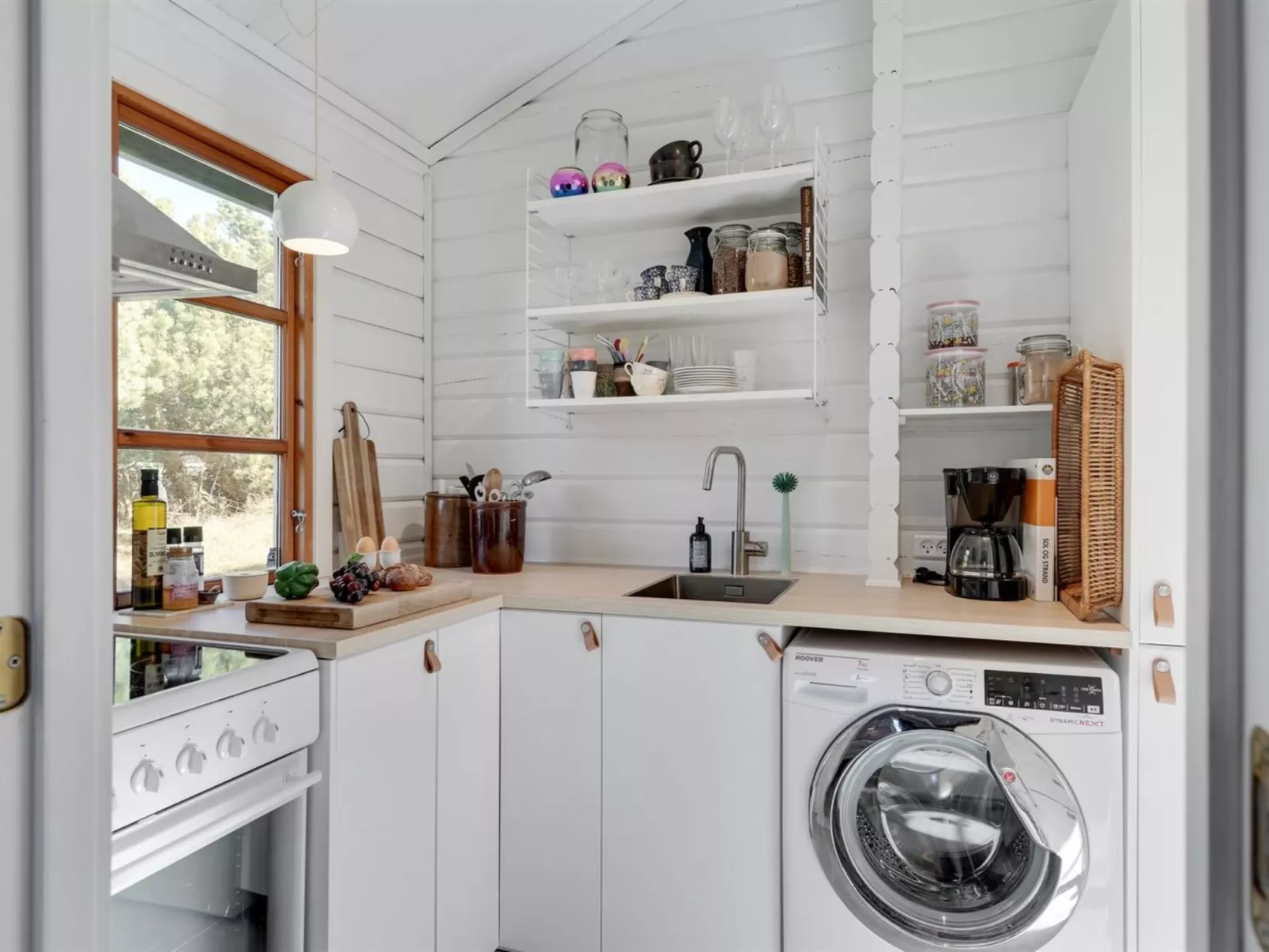 "Gytha" - 150m from the sea