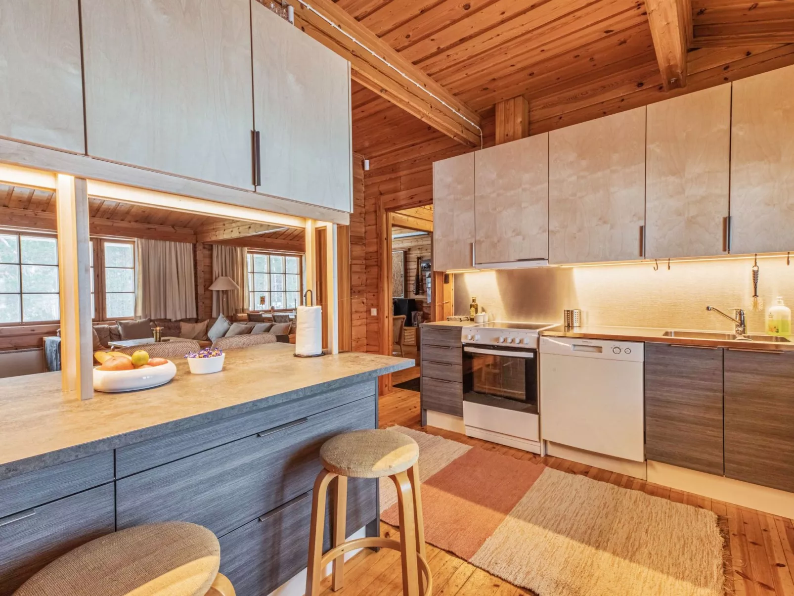 Unnukkamaja - Binnen