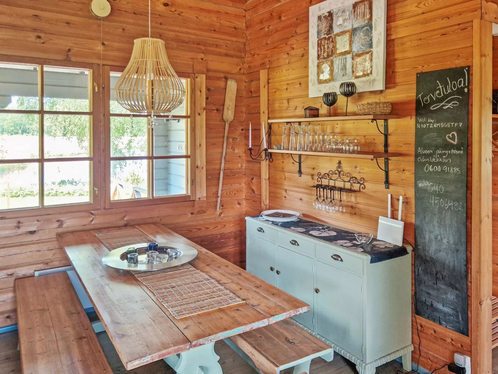 Annas beach - Binnen