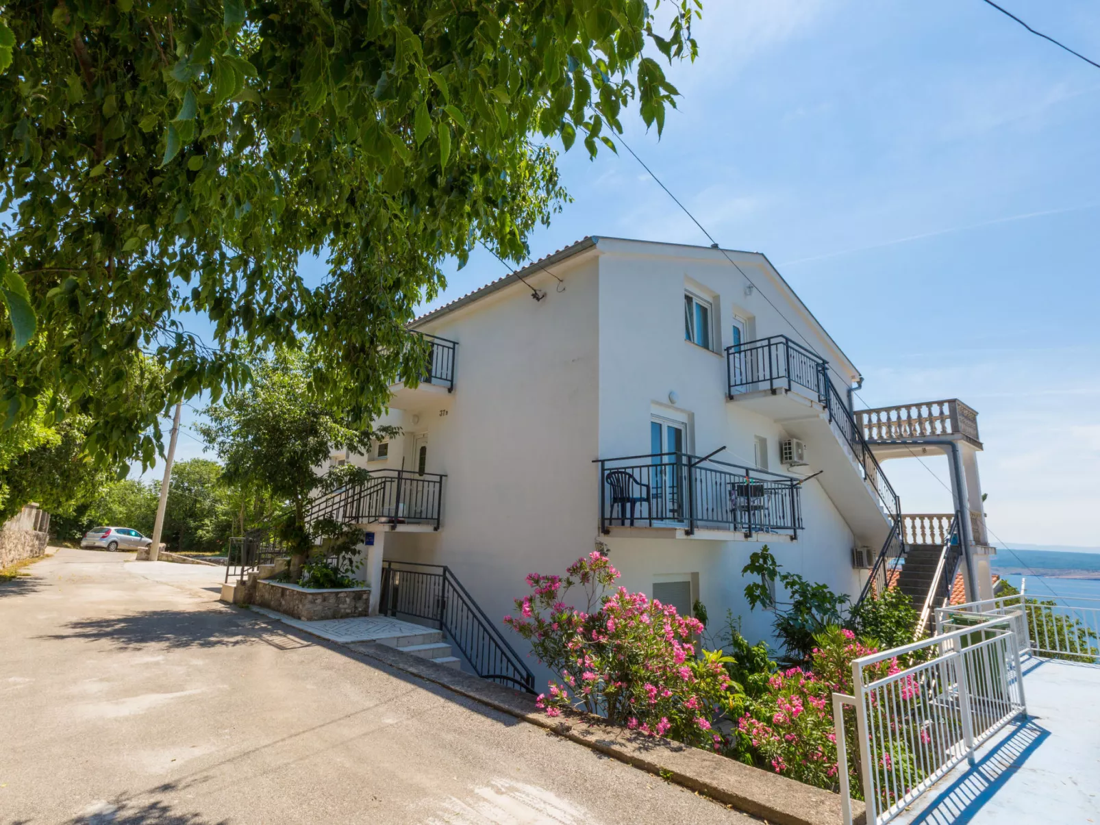 AIDA 8 CH / HR-02446-09