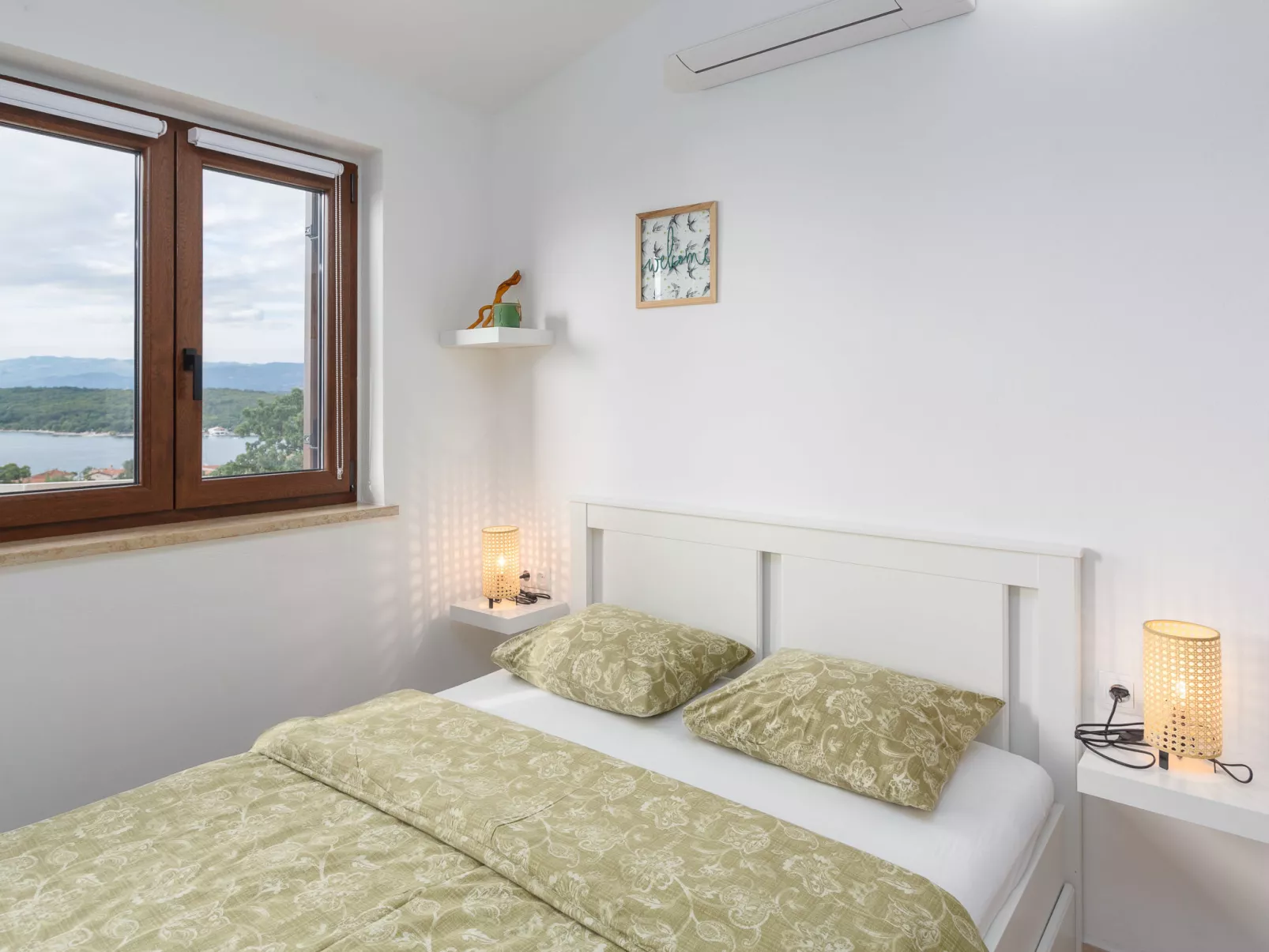 Apartment Karabaic - 1