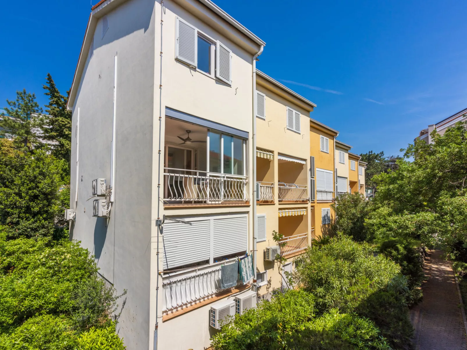 Vema 2 / HR-10913-01