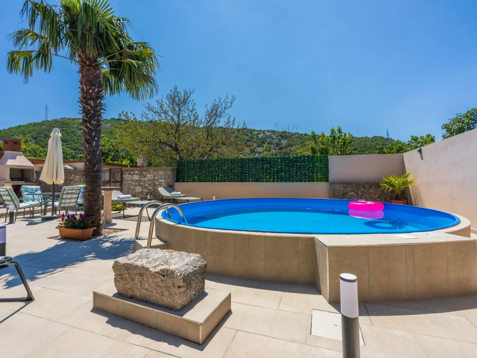 Biserka / HR-11145-01