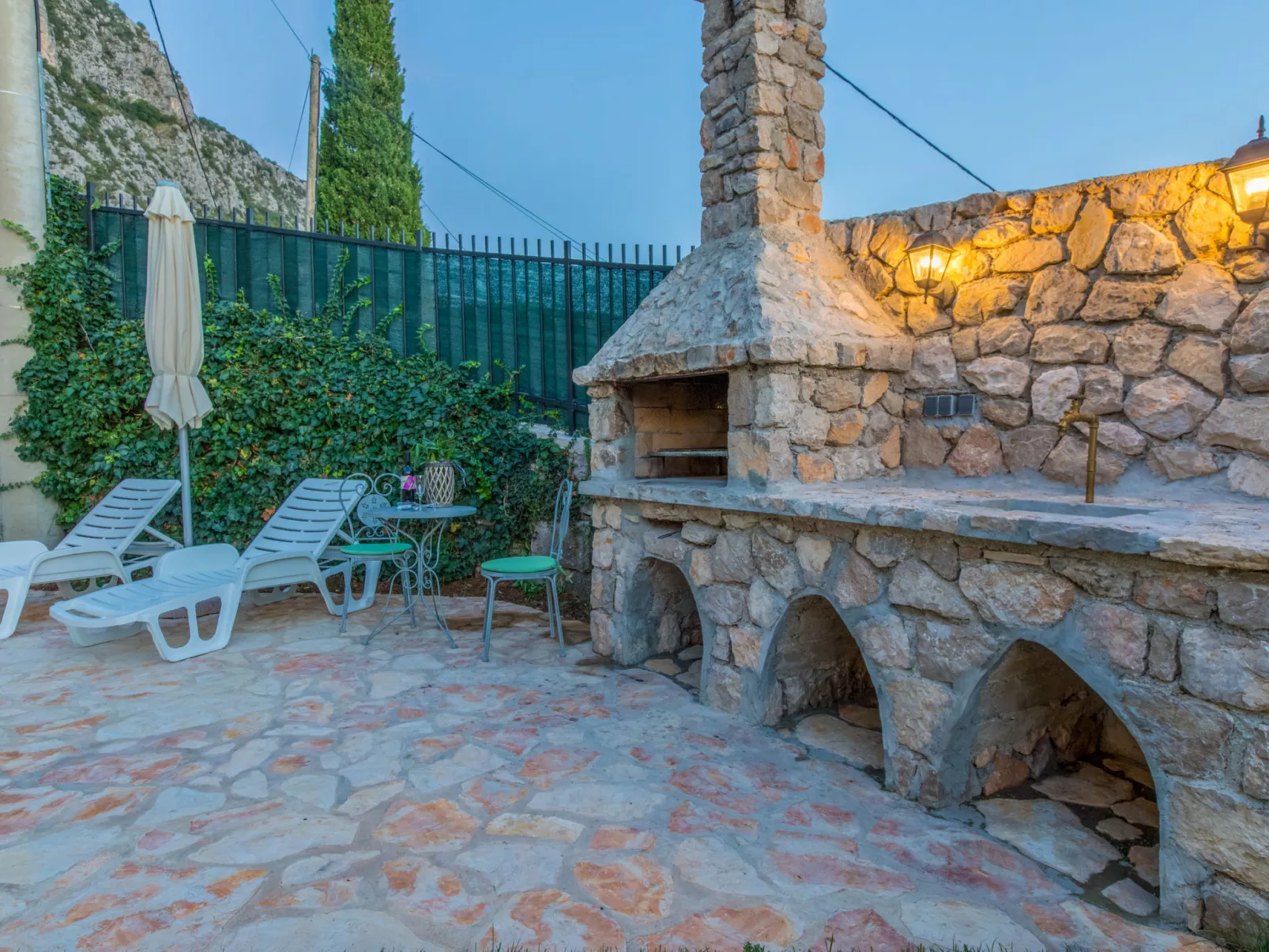 VILLA BARETIC / HR-10102-01