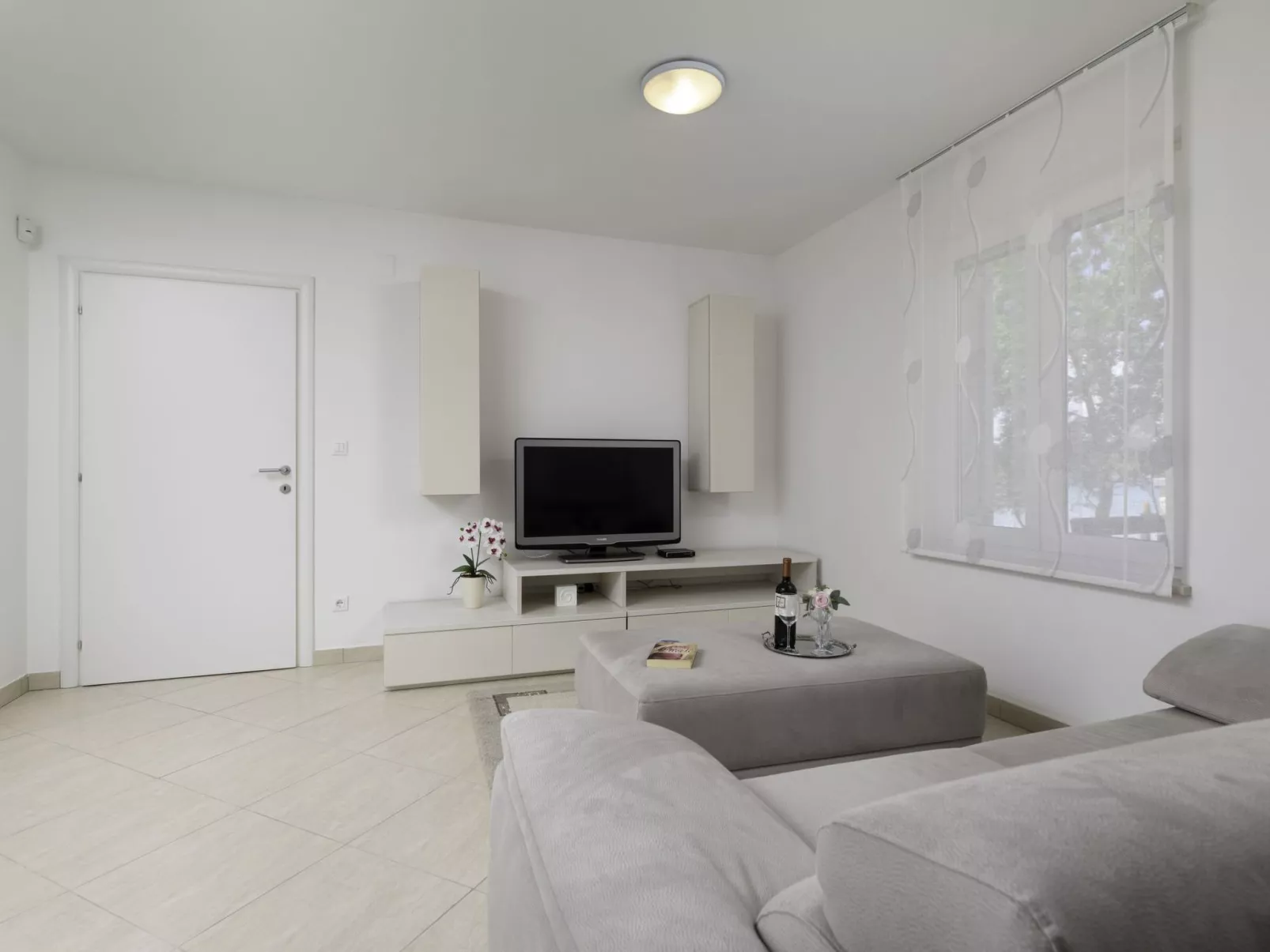 Apartment Seafront Maris - 1