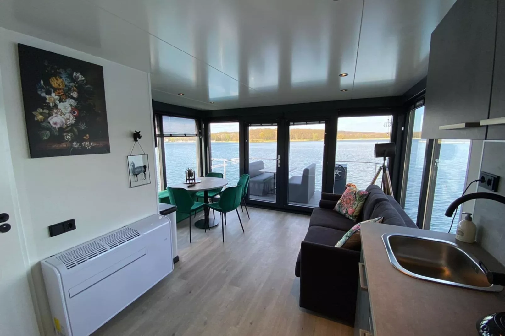 Houseboat Marina Mookerplas 1-Keuken