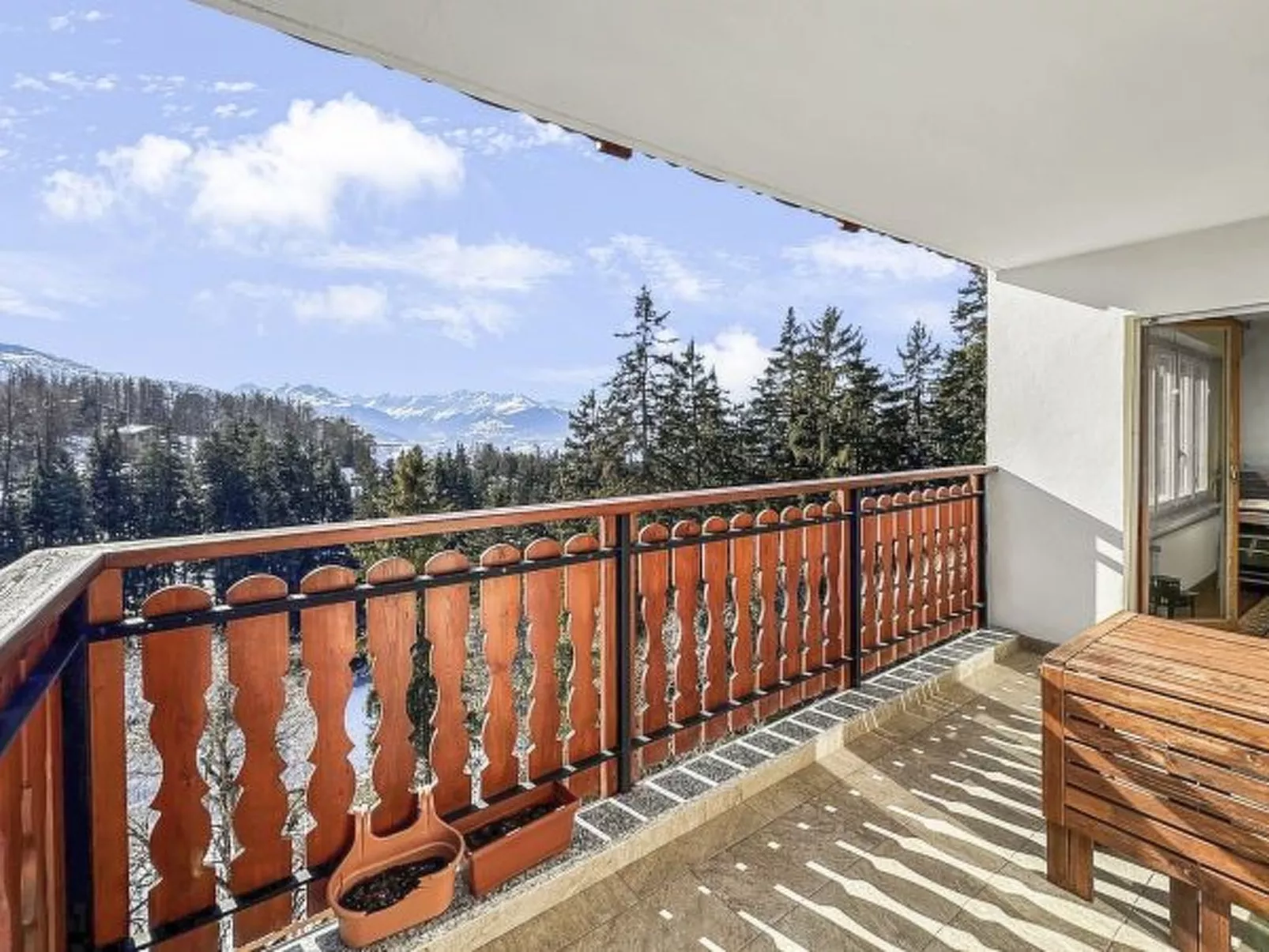 Entre Pistes & Golf - Crans Montana