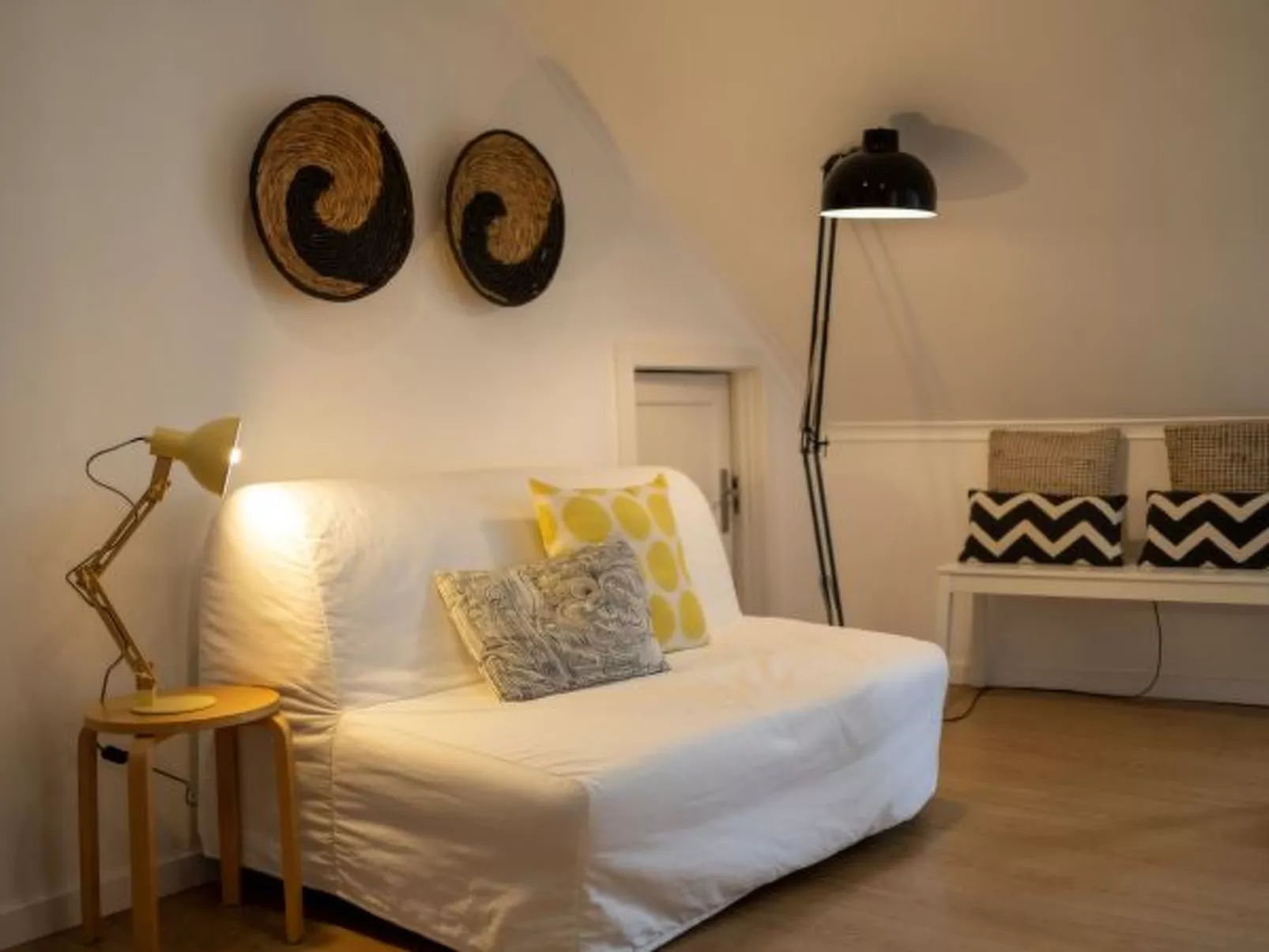 Alfama District Apartments - Santiago