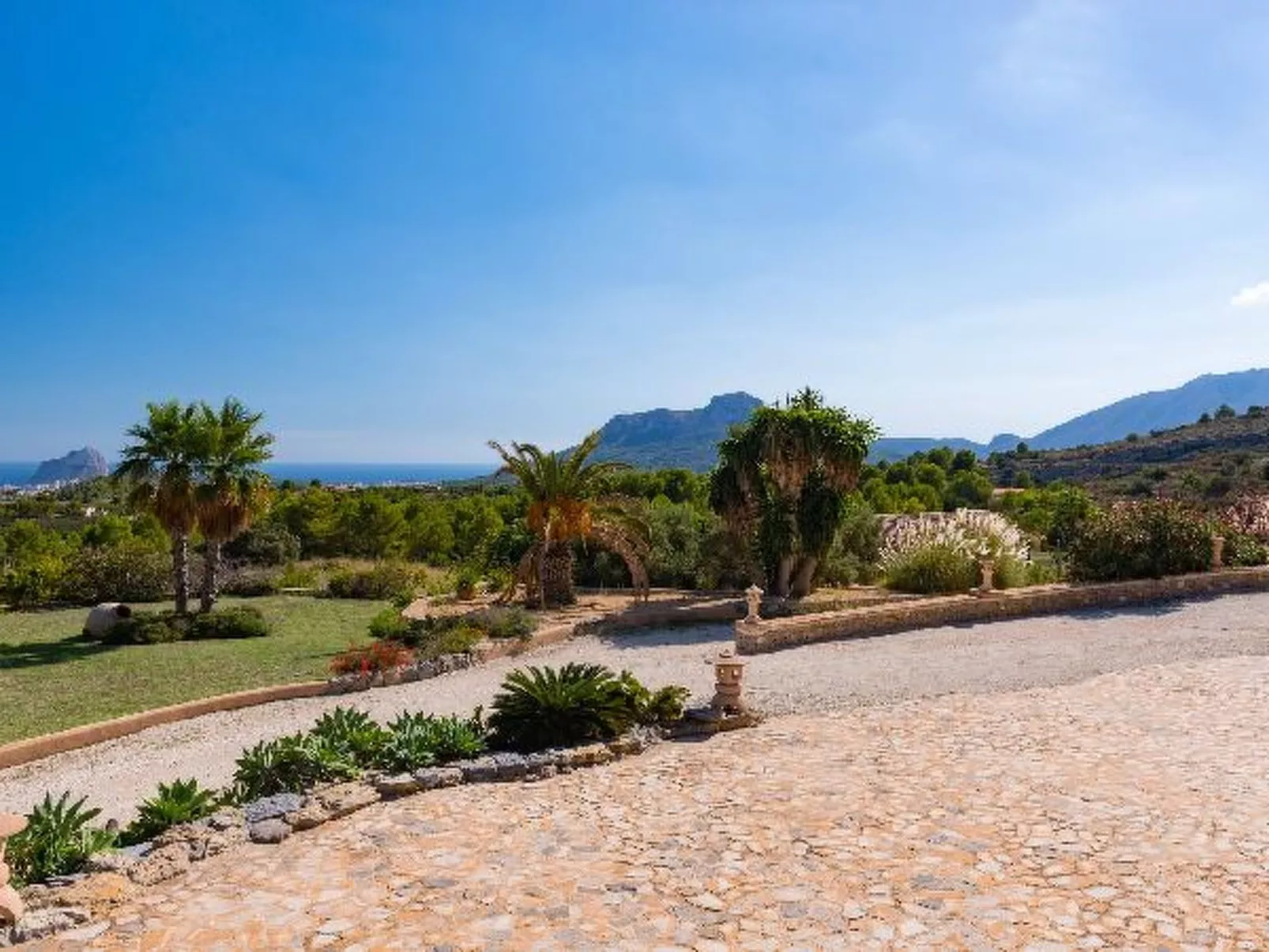 Villa Paraiso - PlusHolidays