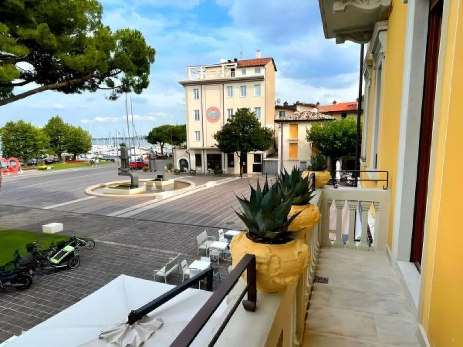 Desenzanoloft Palazzo Visconti-Collo Lungo Giallo