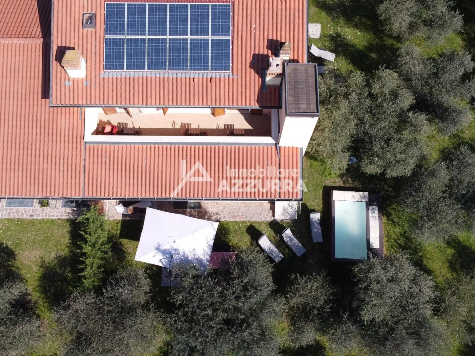 Villa i Roccoli, zwischen Olivenbäumen mit priva