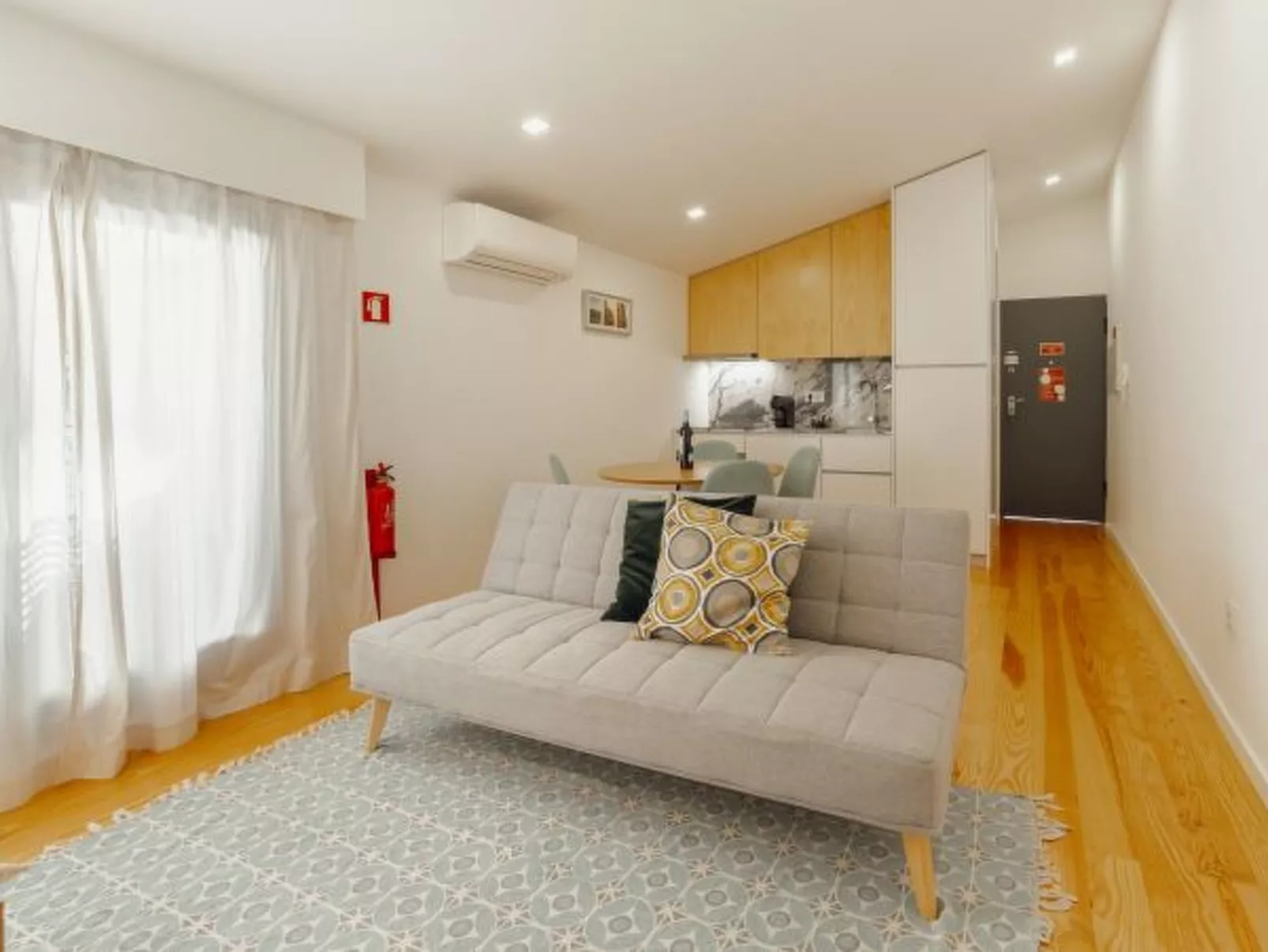 COURTYARD OPORTO DESIGN APARTMENT N