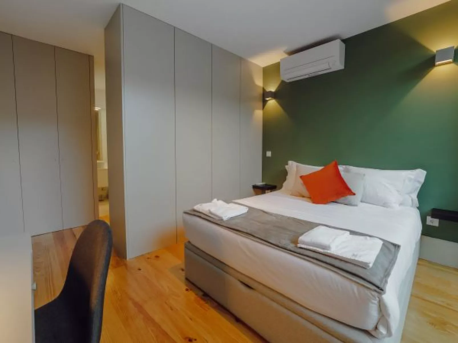 LEGACY OPORTO PREMIUM APARTMENT B by VACATIONY