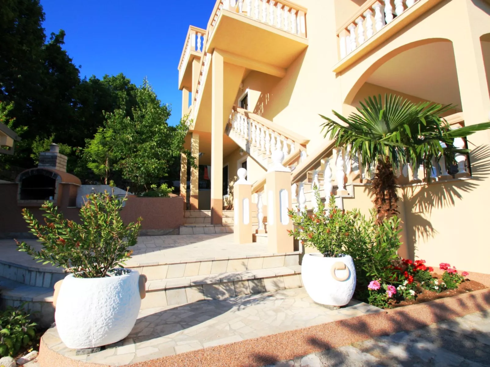 PAVICA 3 / HR-02417-03