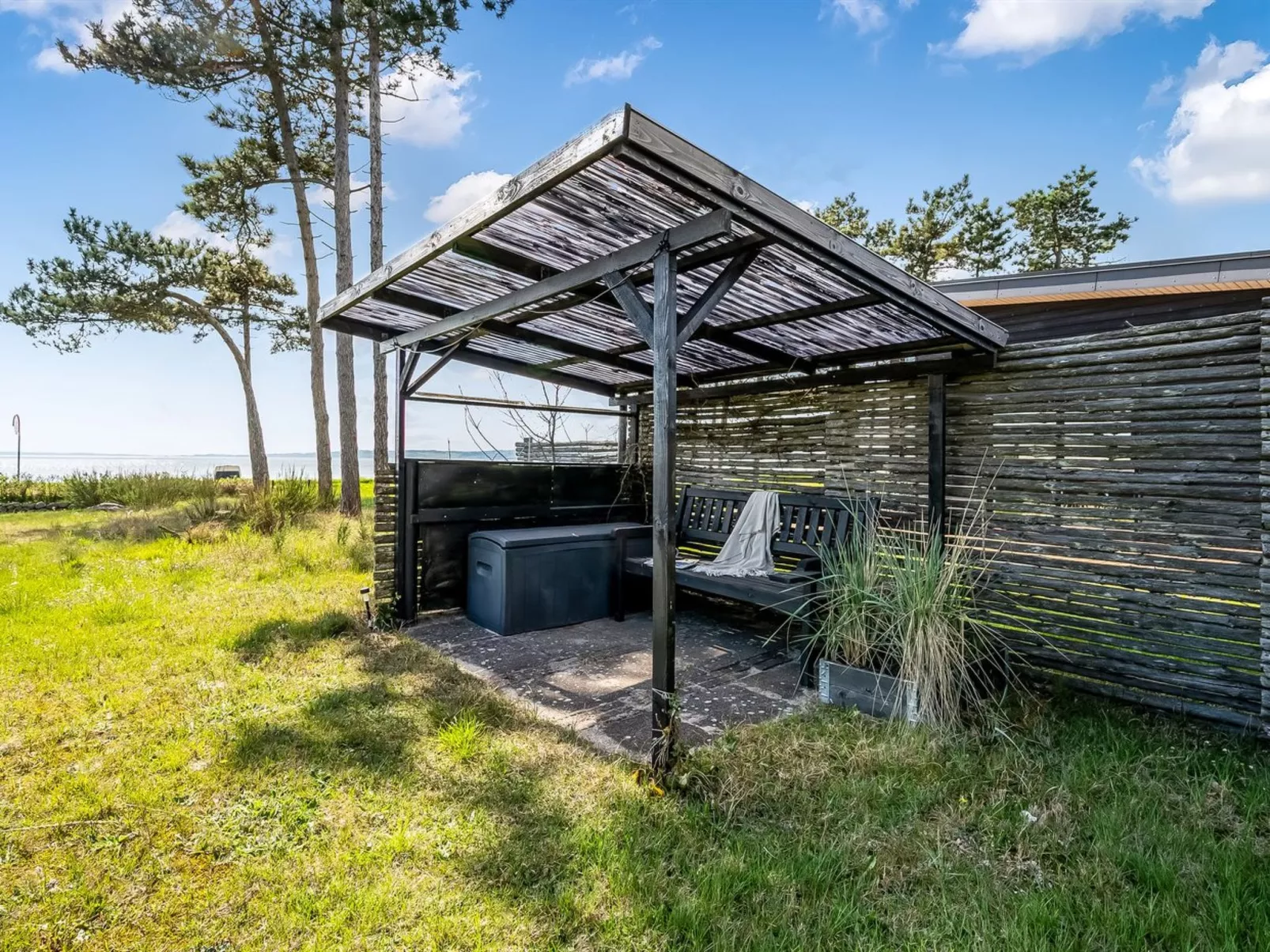 "Soini" - 50m from the sea - Buiten