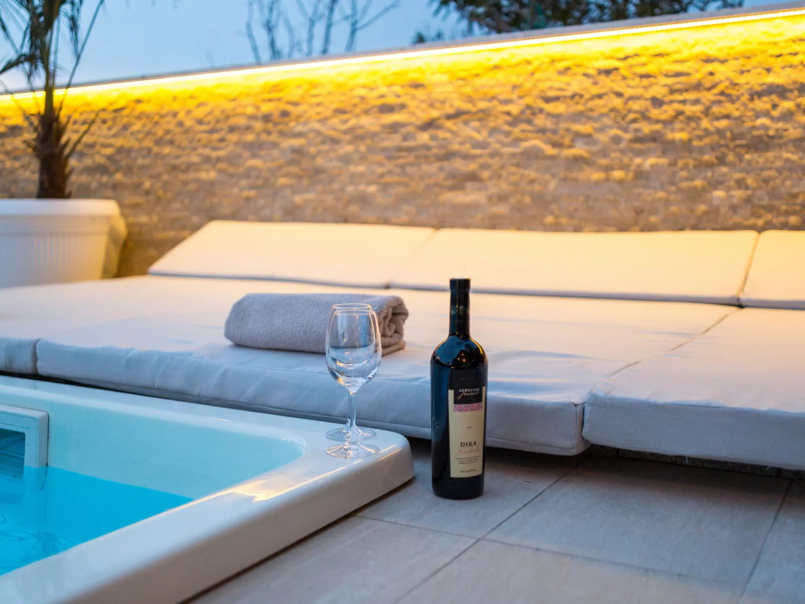 Abros 2.kat / HR-05561-04 - Buiten