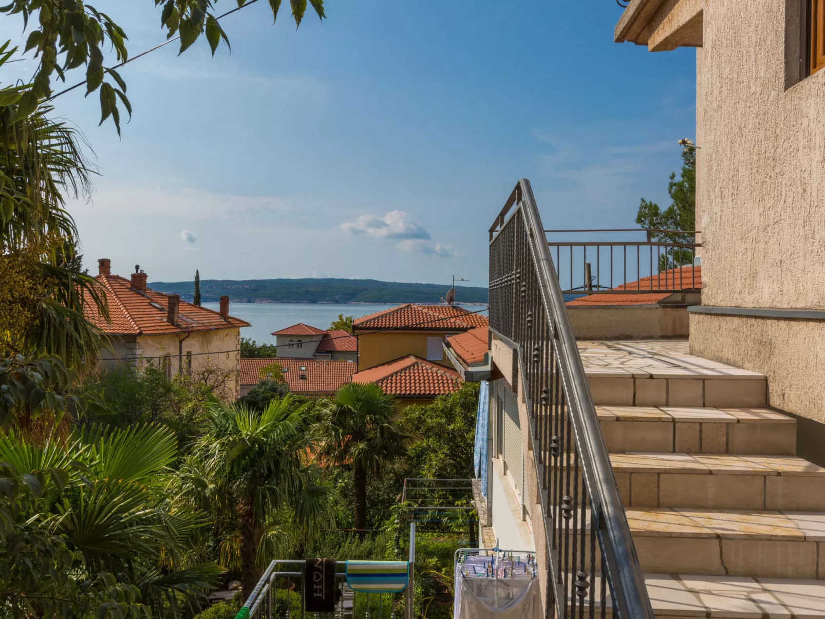 JASMINKA LONCARIC 2 / HR-08891-02 - Image-tags.info