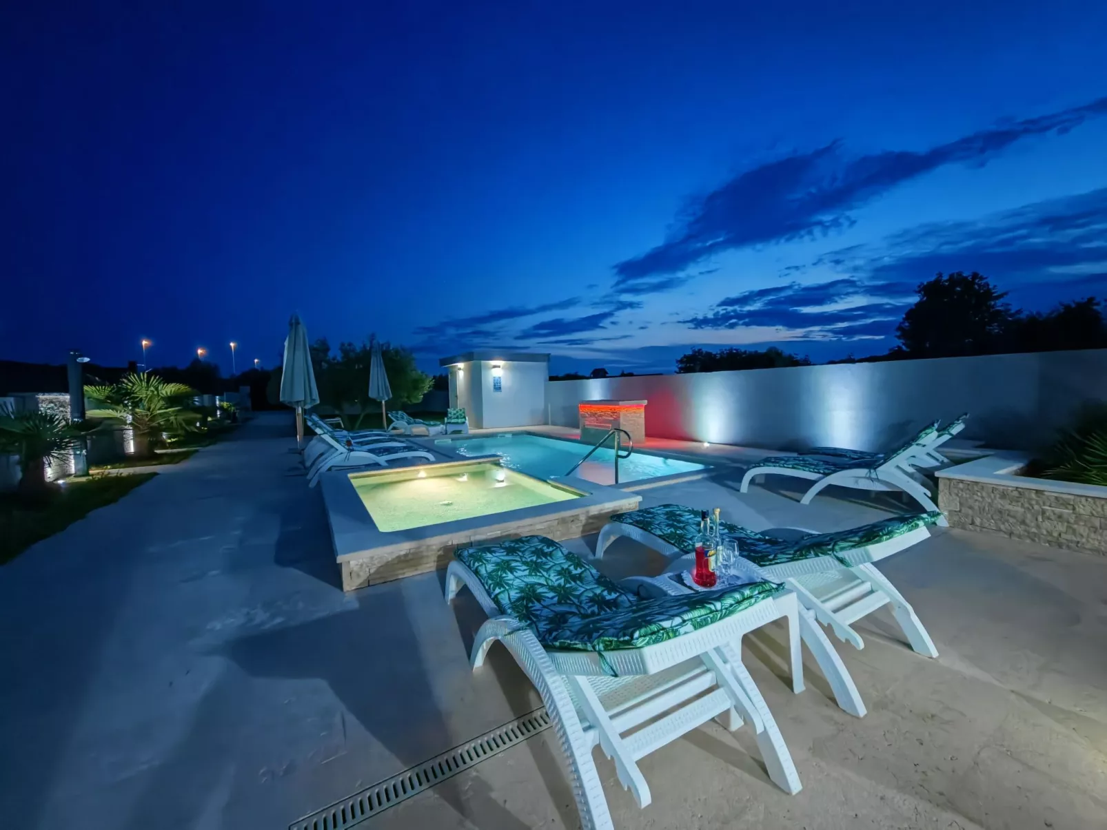 House 2262 - Image-tags.info