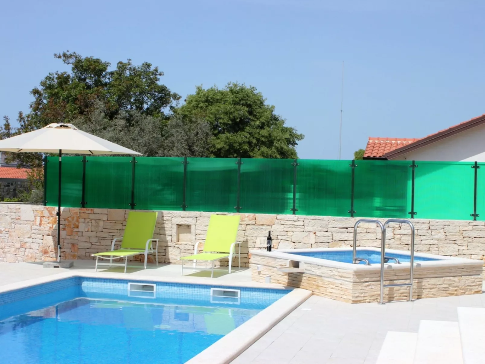 Villa 1525 - Image-tags.info