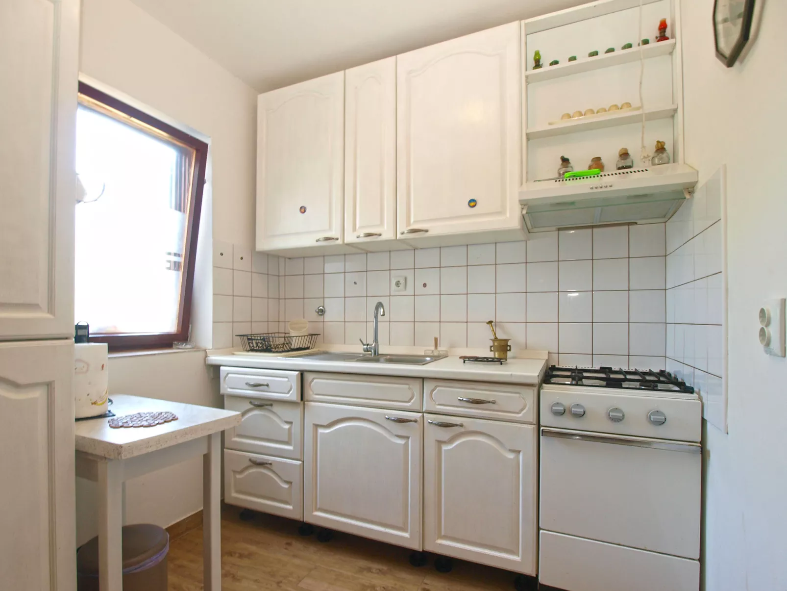 Apartment 2078 - Image-tags.info